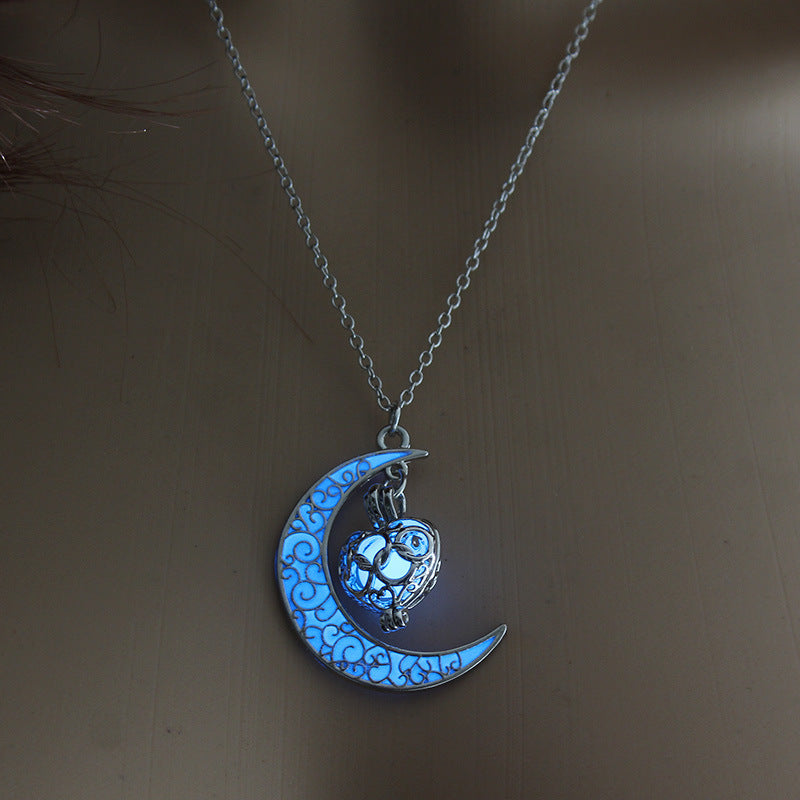 Luxurious Luminescent Pendant Necklace | Elegant Glow for Every Occasion