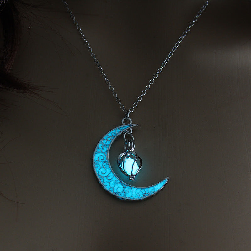 Luxurious Luminescent Pendant Necklace | Elegant Glow for Every Occasion