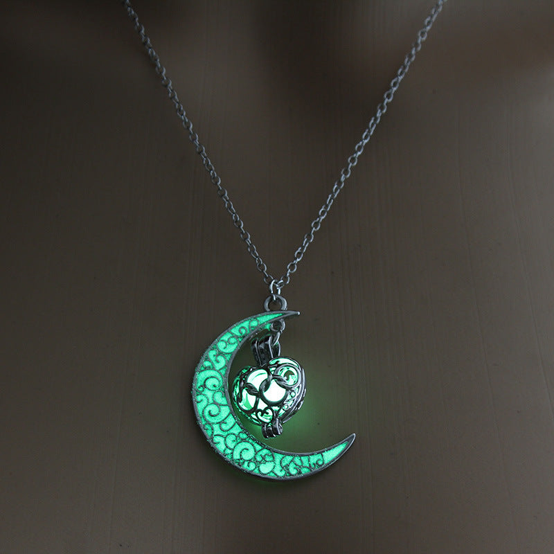 Luxurious Luminescent Pendant Necklace | Elegant Glow for Every Occasion